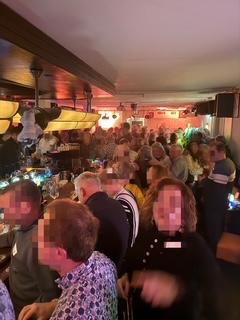 Zutphen cafe De Spaan - singlescafe singleparty singlesavond DatingOost datingsite datingbureau singles party vrijgezellen alleenstaanden DatingOost.nl De Spaan Bij De Buren Zutphen Nieuwstad 56 Zutphen